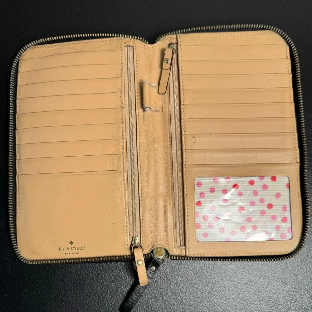 Kate Spade Wellesley Neda Black Pebbled Leather Zip Organizer Wallet Card Holder - Picture 3 of 8